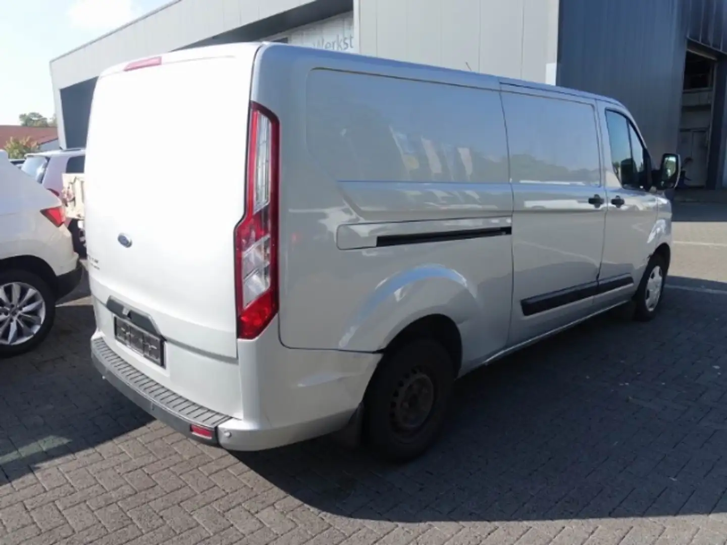 Ford Transit Custom Kasten 300 L2 Trend 2.0 TDCi Silber - 2