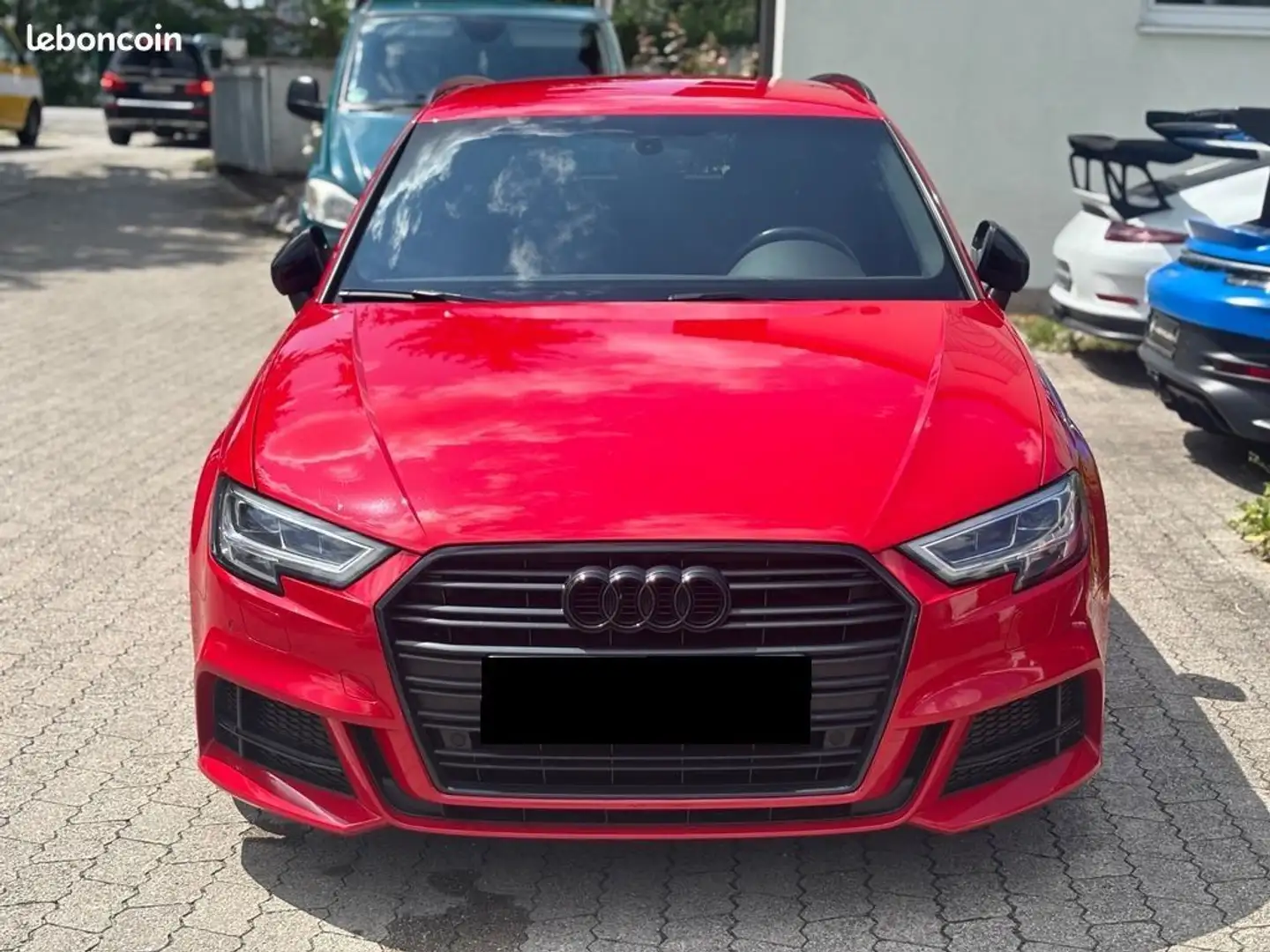 Audi A3 35TFSI 150CH S Line GPS-LED-VIRTUAL COCKPIT-JANTES 18-SEMI CUIR-RADAR AVANT-ARRIERE-ROUGE TANGO Rouge - 2