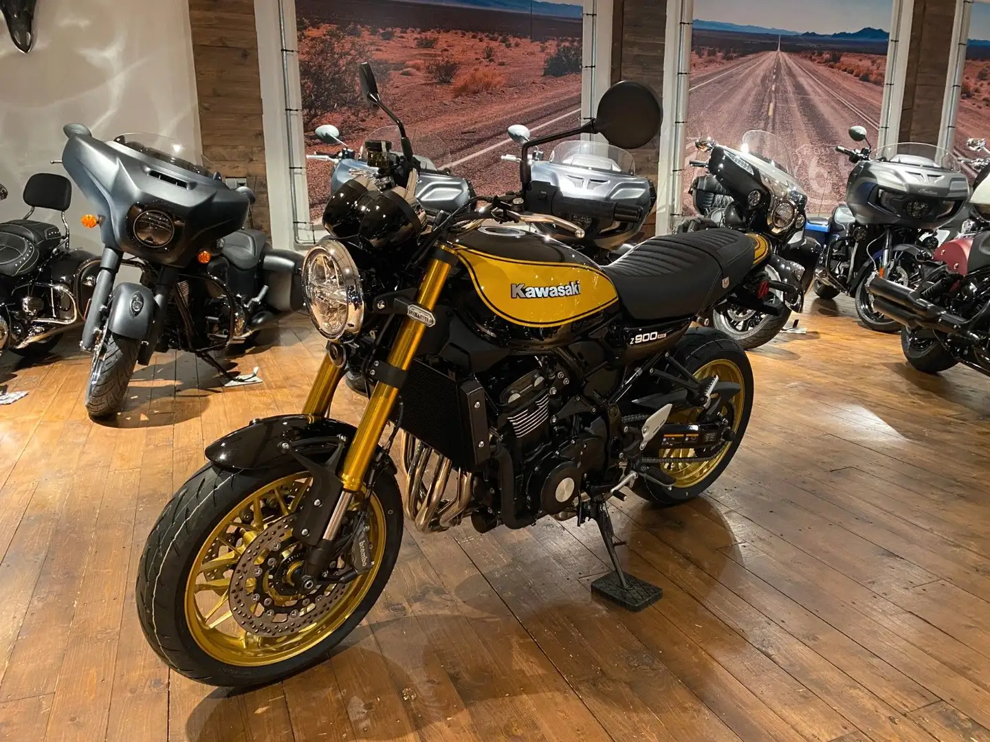 Kawasaki Z900RS SE"  100 Jahre  (250/4,99%) Gelb - 2