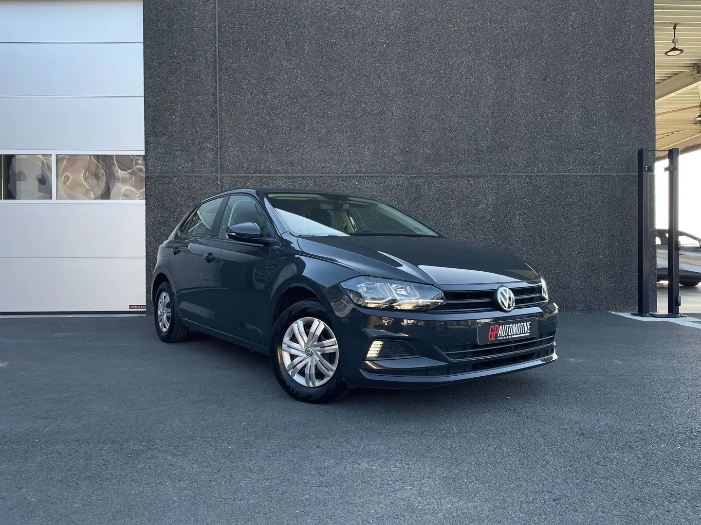 Volkswagen Polo Polo 1.0 Trendline Gris - 1