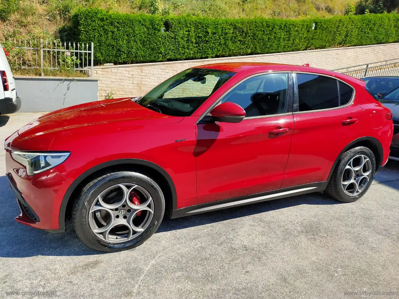 Alfa Romeo Stelvio 2021 — фото 9