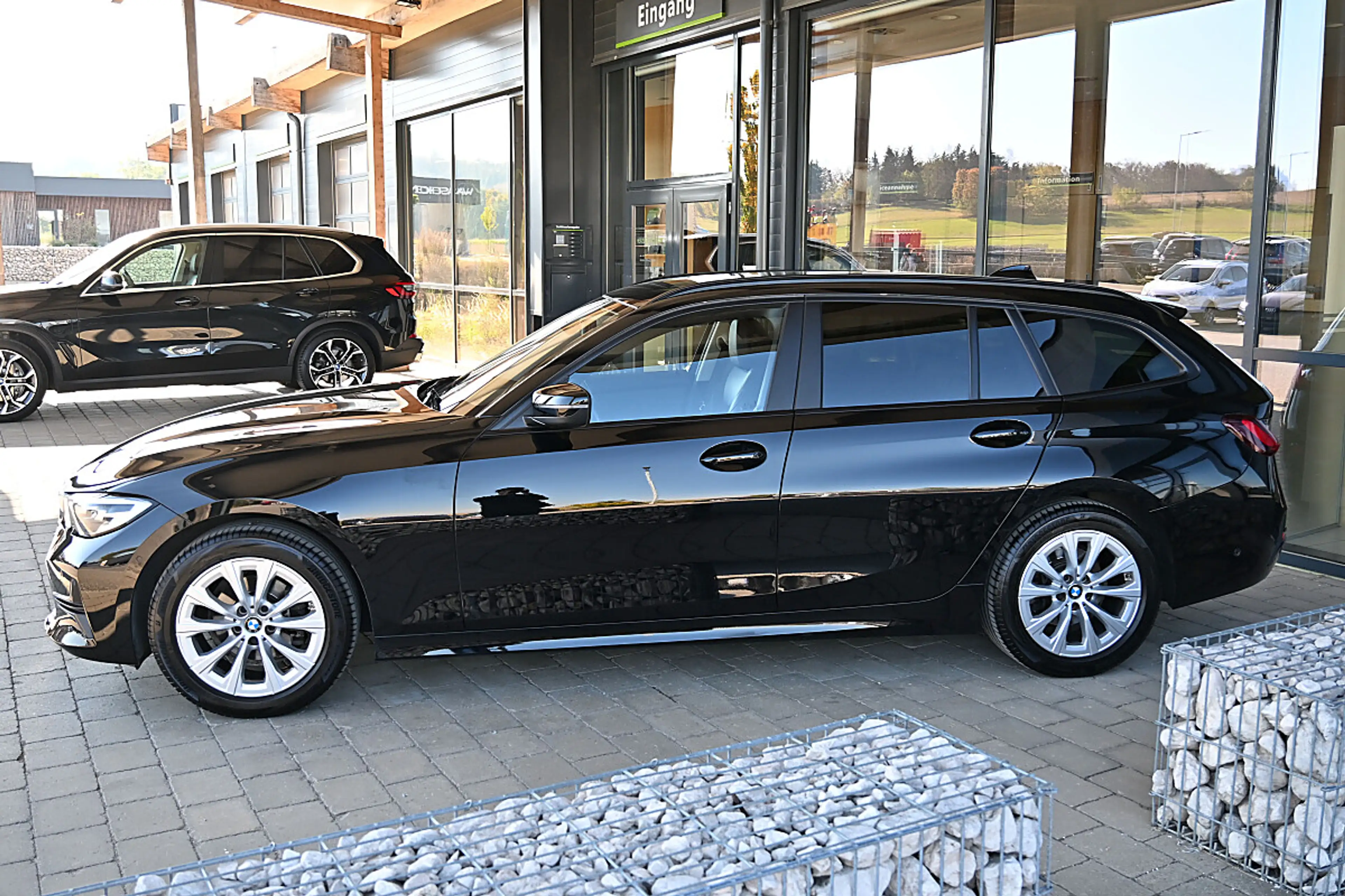 BMW 318 d 48 V Touring Aut. ACC, Sportsitze, DrivingAss... — photo 2