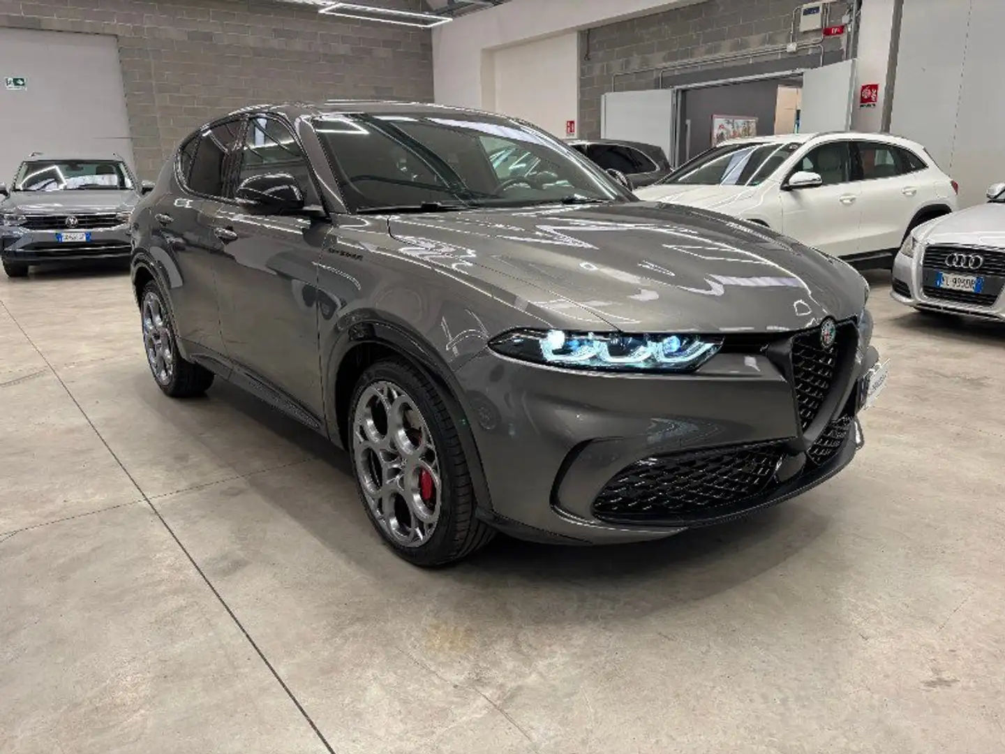 Alfa Romeo Tonale Tonale 1.5 130 CV MHEV TCT7 Super Gris - 2