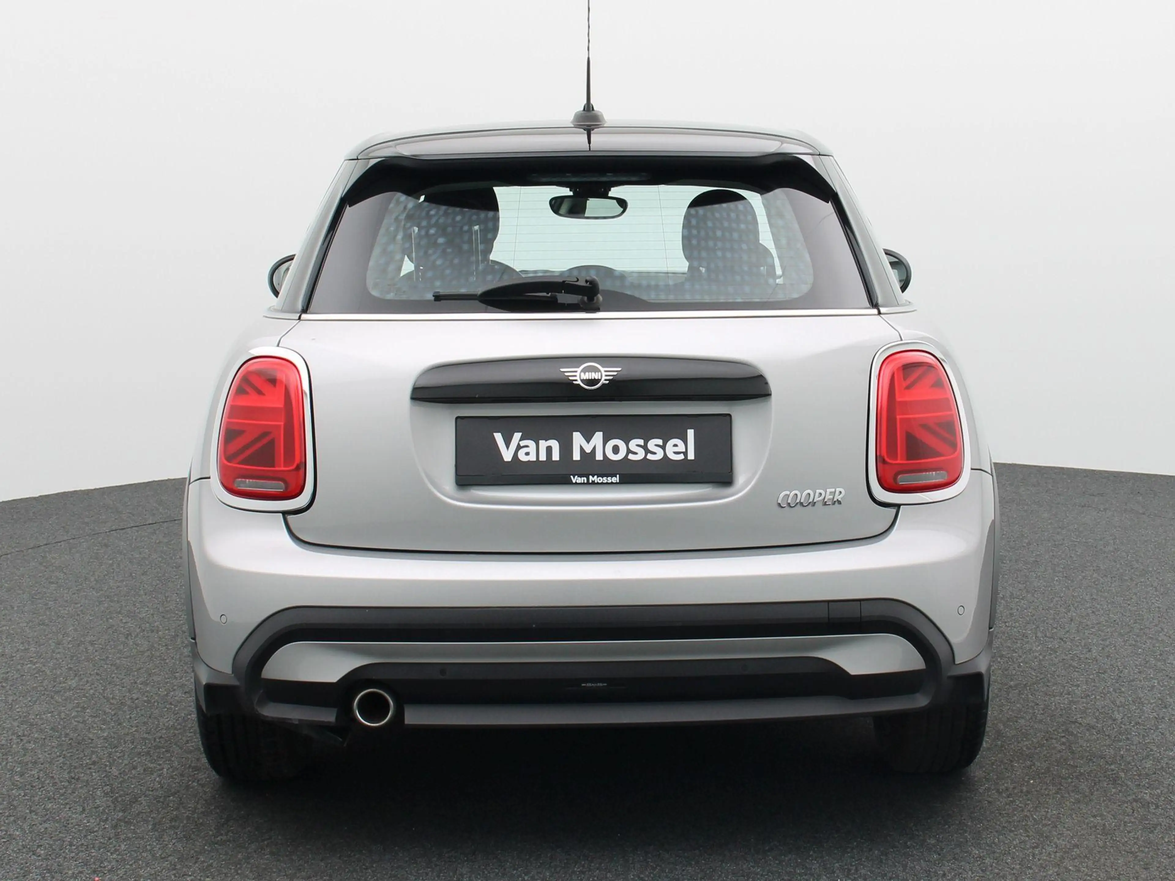 MINI Cooper D 5d Cooper | PDC A | Carplay | Cruise Control | Air — photo 6