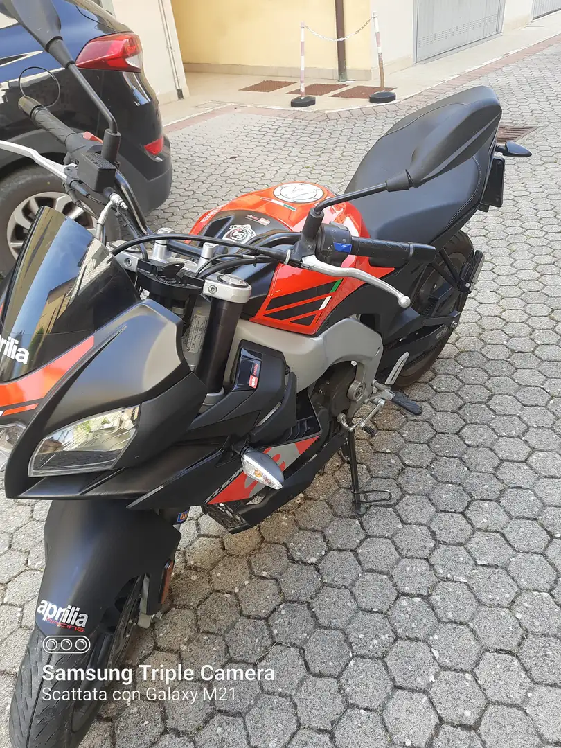 Aprilia Tuono 125 Nero - 2