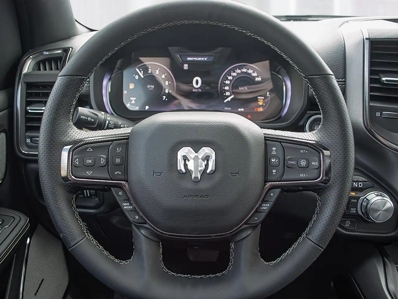 RAM 1500 снимка RAM 1500