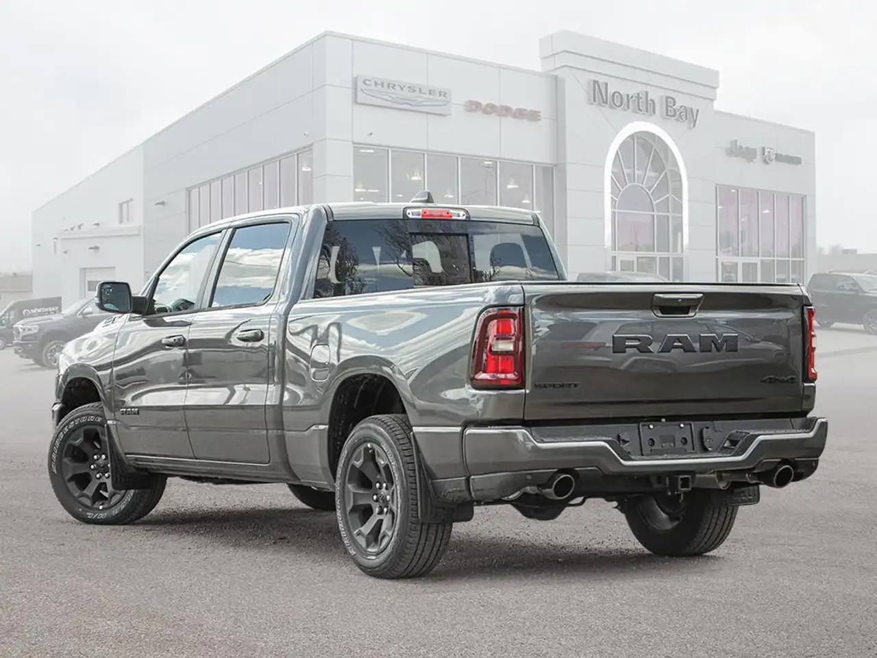 RAM 1500 снимка RAM 1500