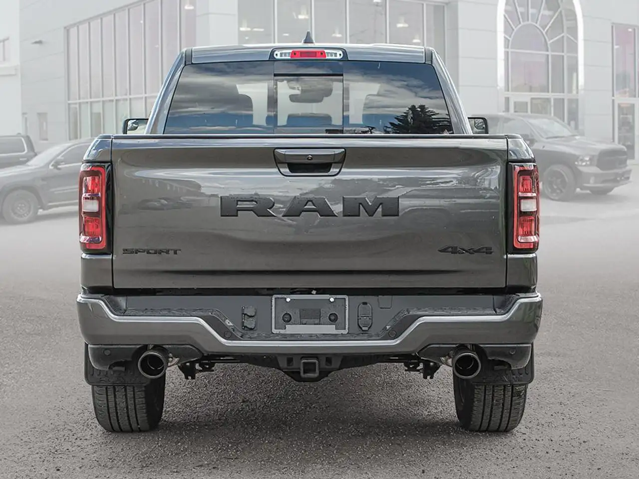 RAM 1500 снимка RAM 1500