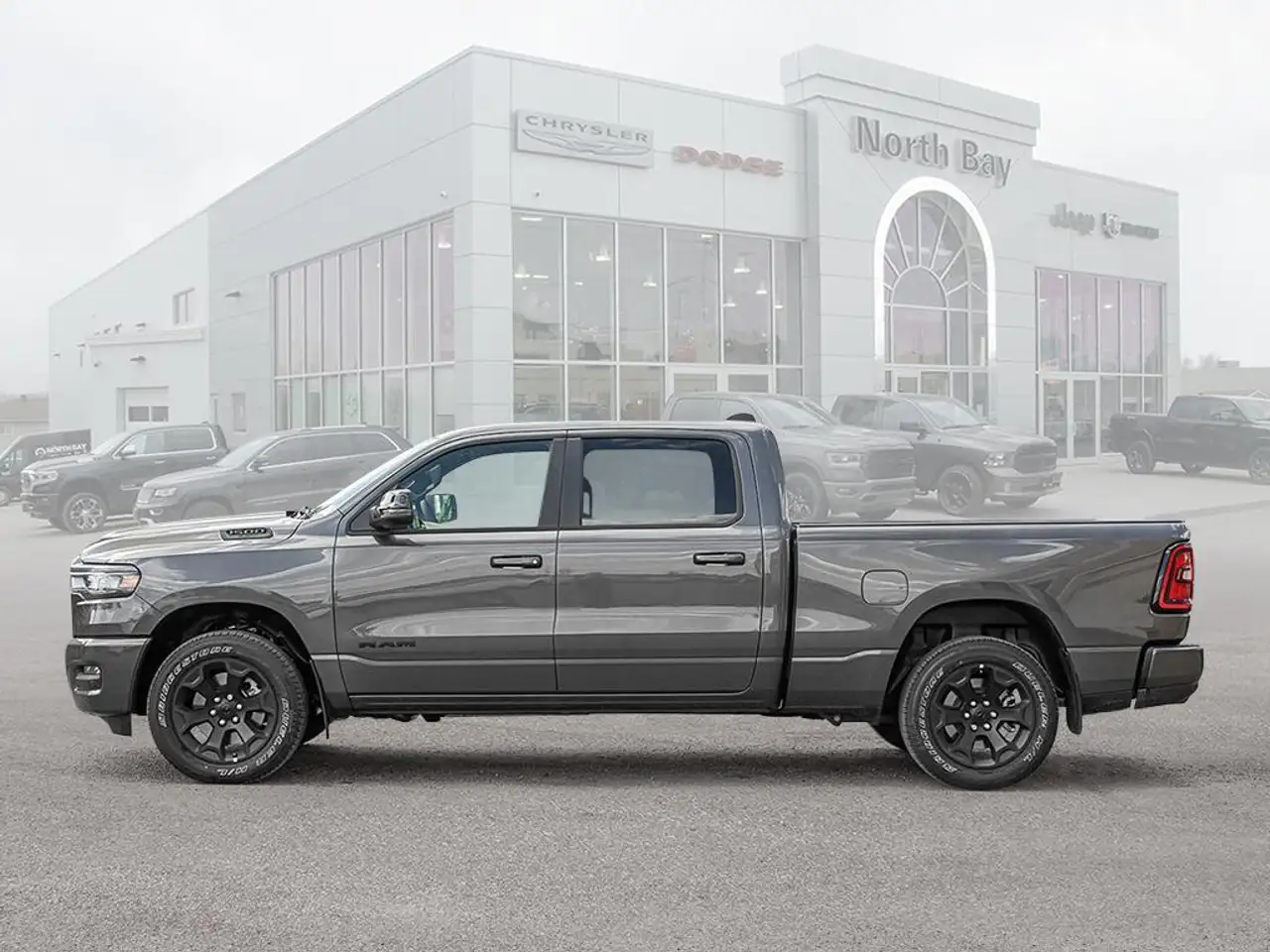 RAM 1500 снимка RAM 1500