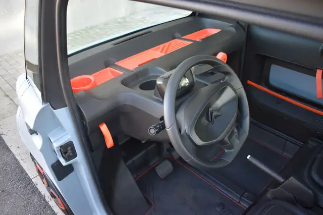 Citroen Ami view 10
