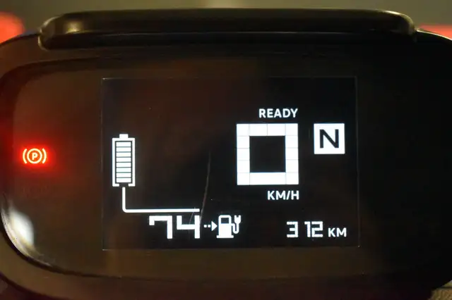 Citroen Ami view 8