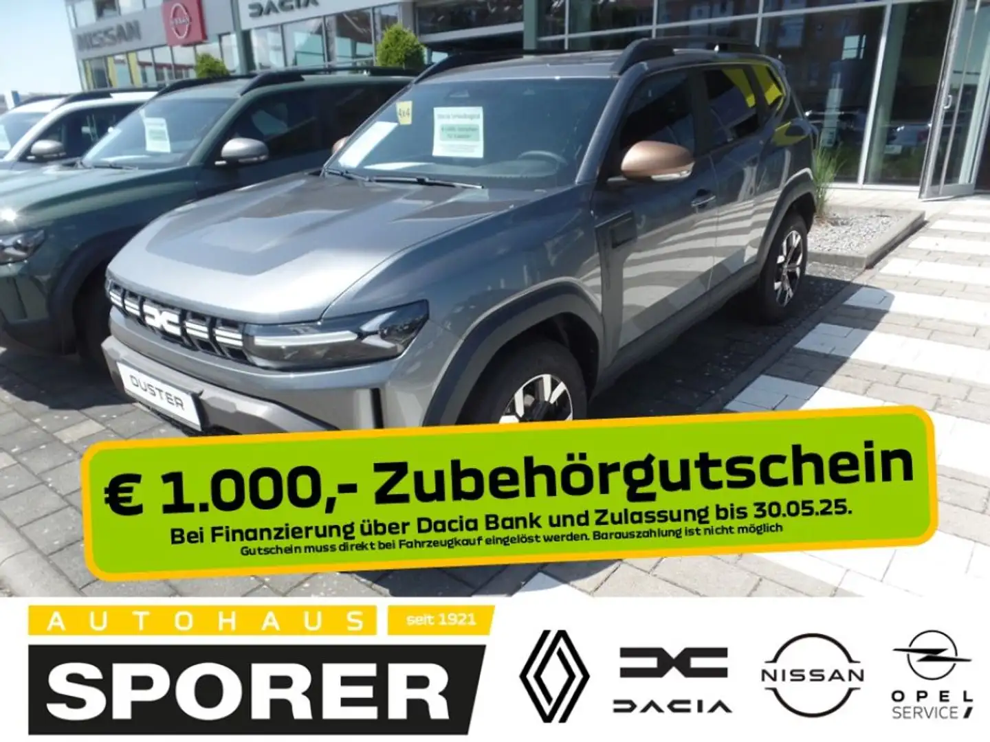 Dacia Duster TCe 130 4x4 Extreme Grau - 1