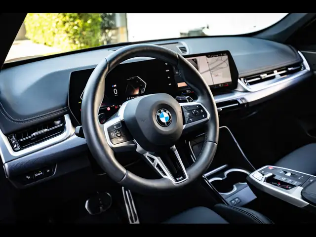 BMW X1 view 9