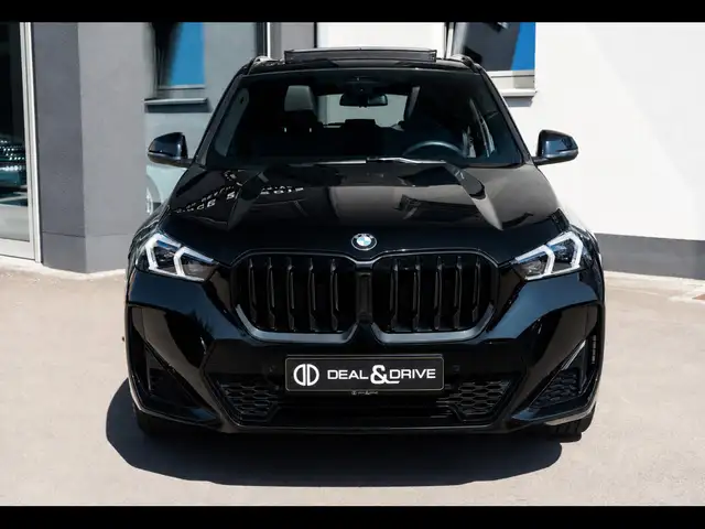 BMW X1 view 5