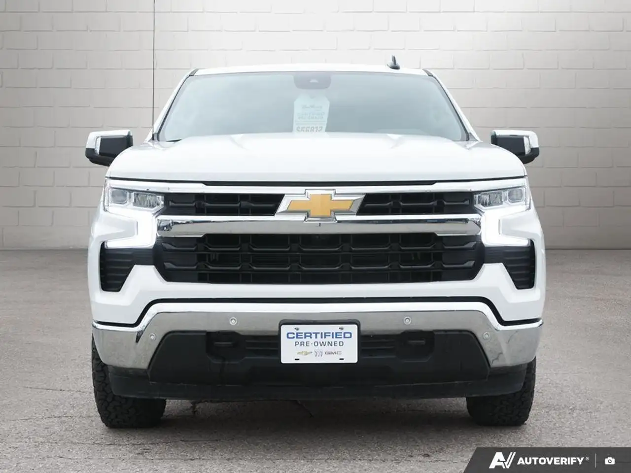 Chevrolet Silverado 1500 снимка Chevrolet Silverado 1500