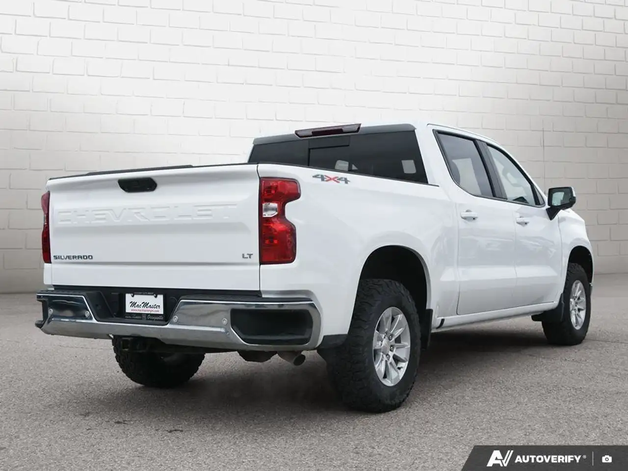 Chevrolet Silverado 1500 снимка Chevrolet Silverado 1500