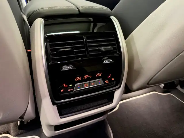 BMW X6 M M60i xDrive,FrozenMatt,Individual,Massage,Carbon, Ansicht 28