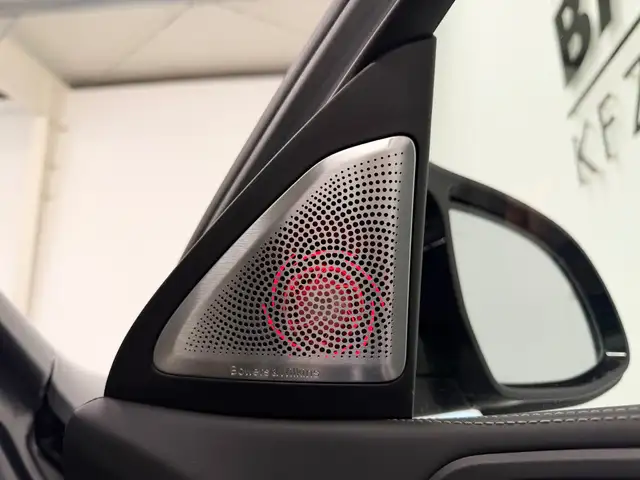 BMW X6 M M60i xDrive,FrozenMatt,Individual,Massage,Carbon, Ansicht 35