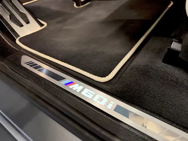 BMW X6 M M60i xDrive,FrozenMatt,Individual,Massage,Carbon, Ansicht 20