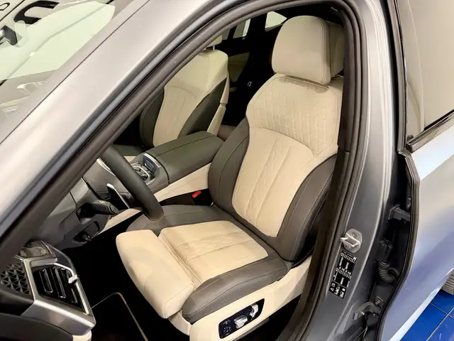 BMW X6 M M60i xDrive,FrozenMatt,Individual,Massage,Carbon, Ansicht 15