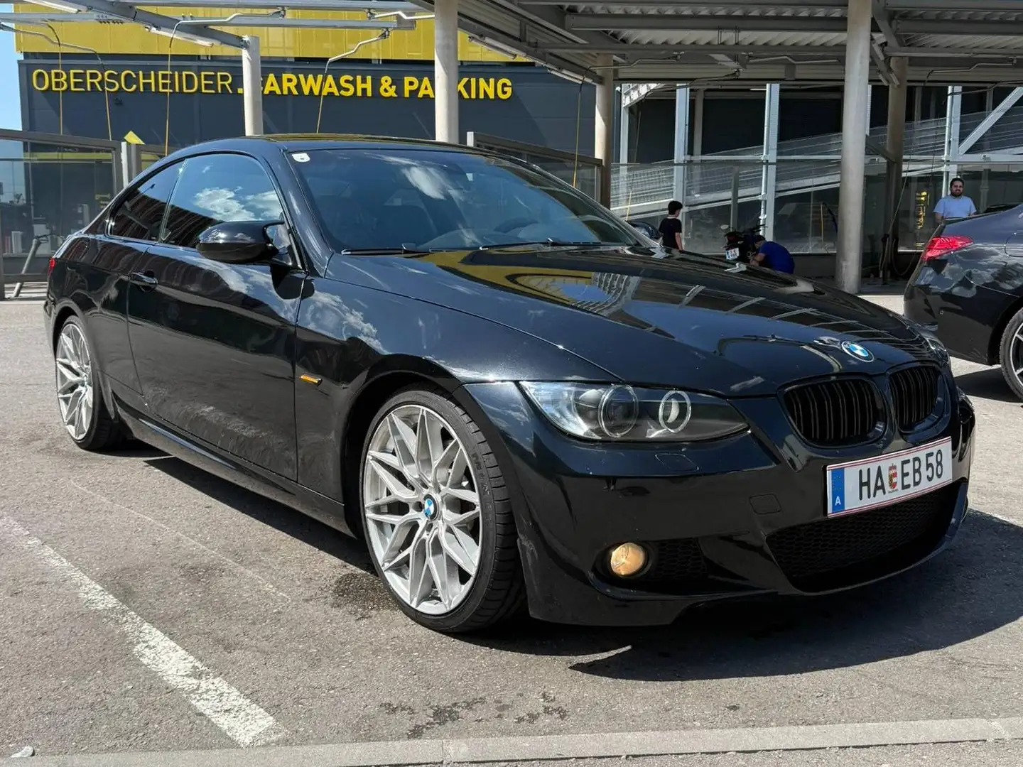 BMW 325 325d Coupé Schwarz - 1