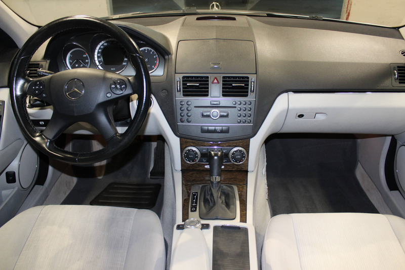 Mercedes-Benz C 250 C 250 CGI Elegance*Automatik*PDC*Tempomat*Klima — photo 8