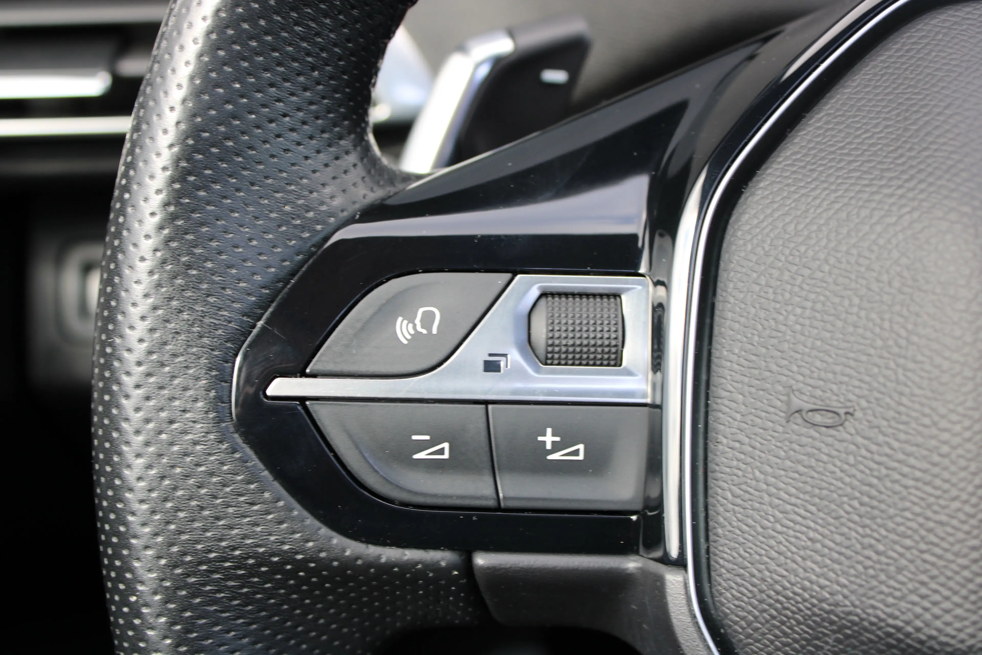 Peugeot 5008 1.2 PureTech EAT8 GT | Automaat | Navigatie | Came — photo 34
