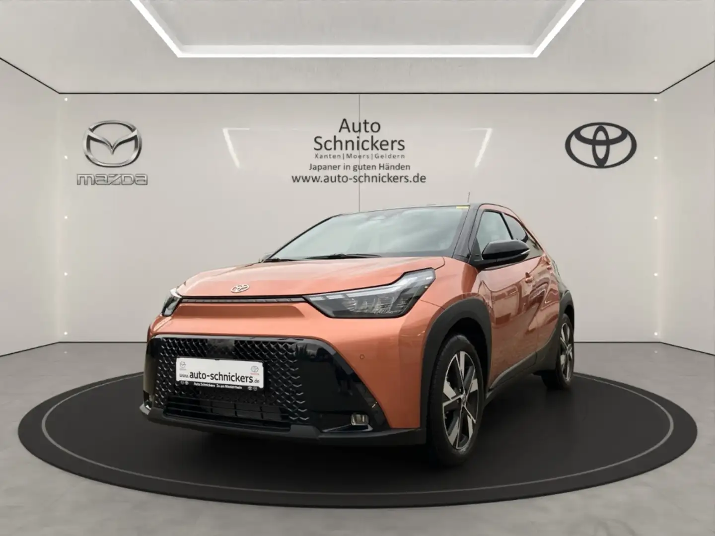 Toyota Aygo X TEAMPLAYER+HYBRID+TEC-PAKET+PDC+SOFORT Bronze - 1