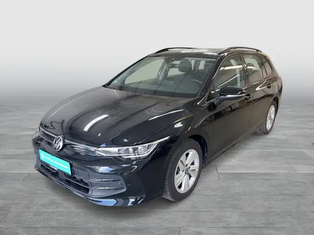 Volkswagen Golf view 2