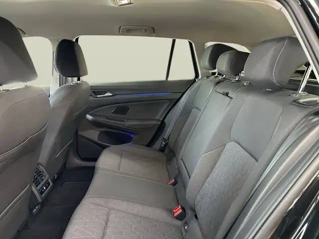 Volkswagen Golf view 11