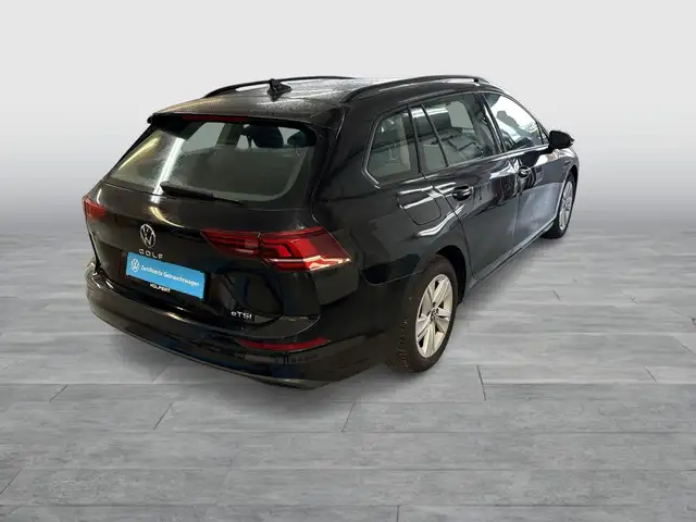 Volkswagen Golf view 6
