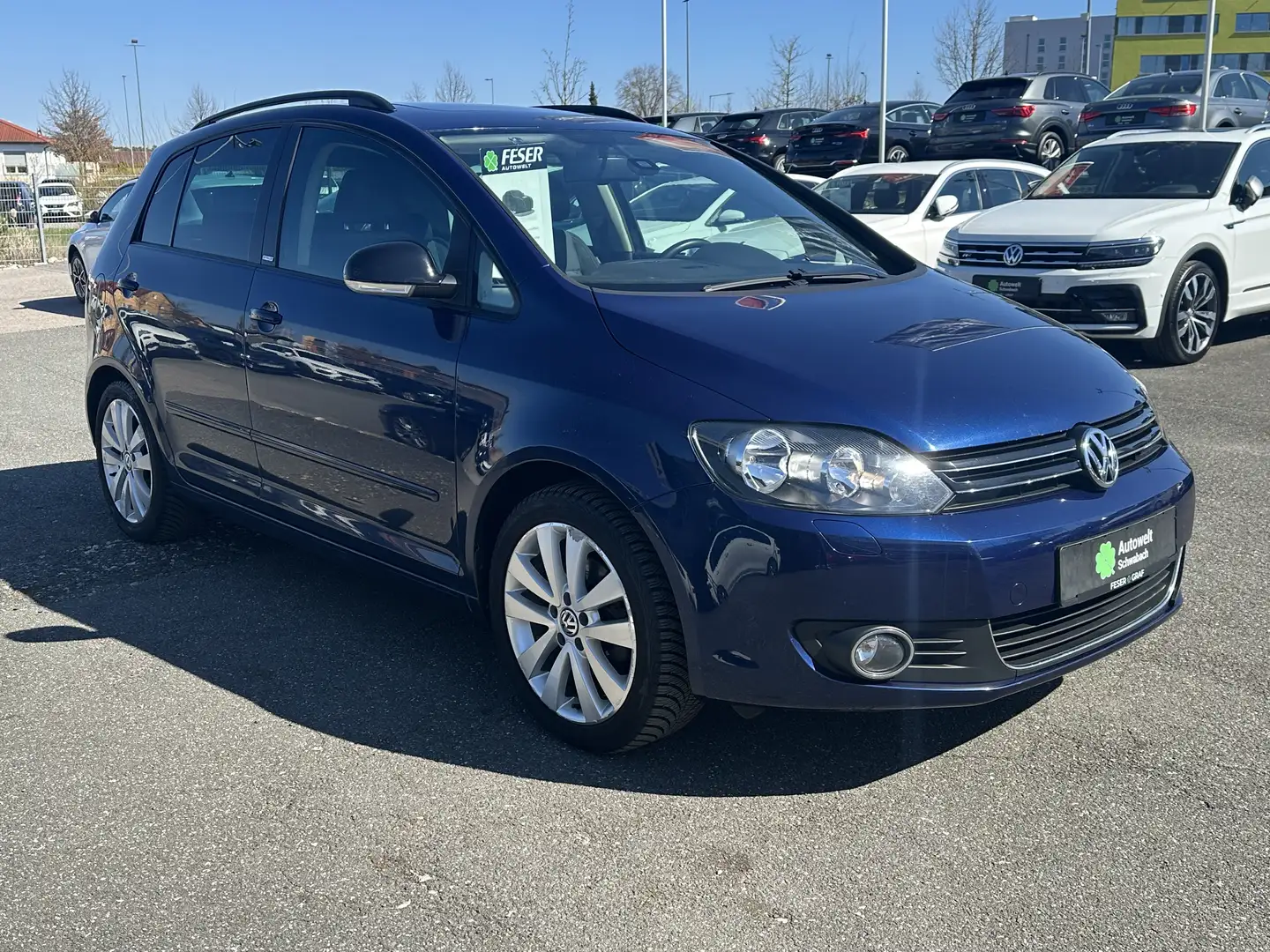 Volkswagen Golf Plus Trendline 1.4 TSI KLIMA SHZ GRA Blauw - 2