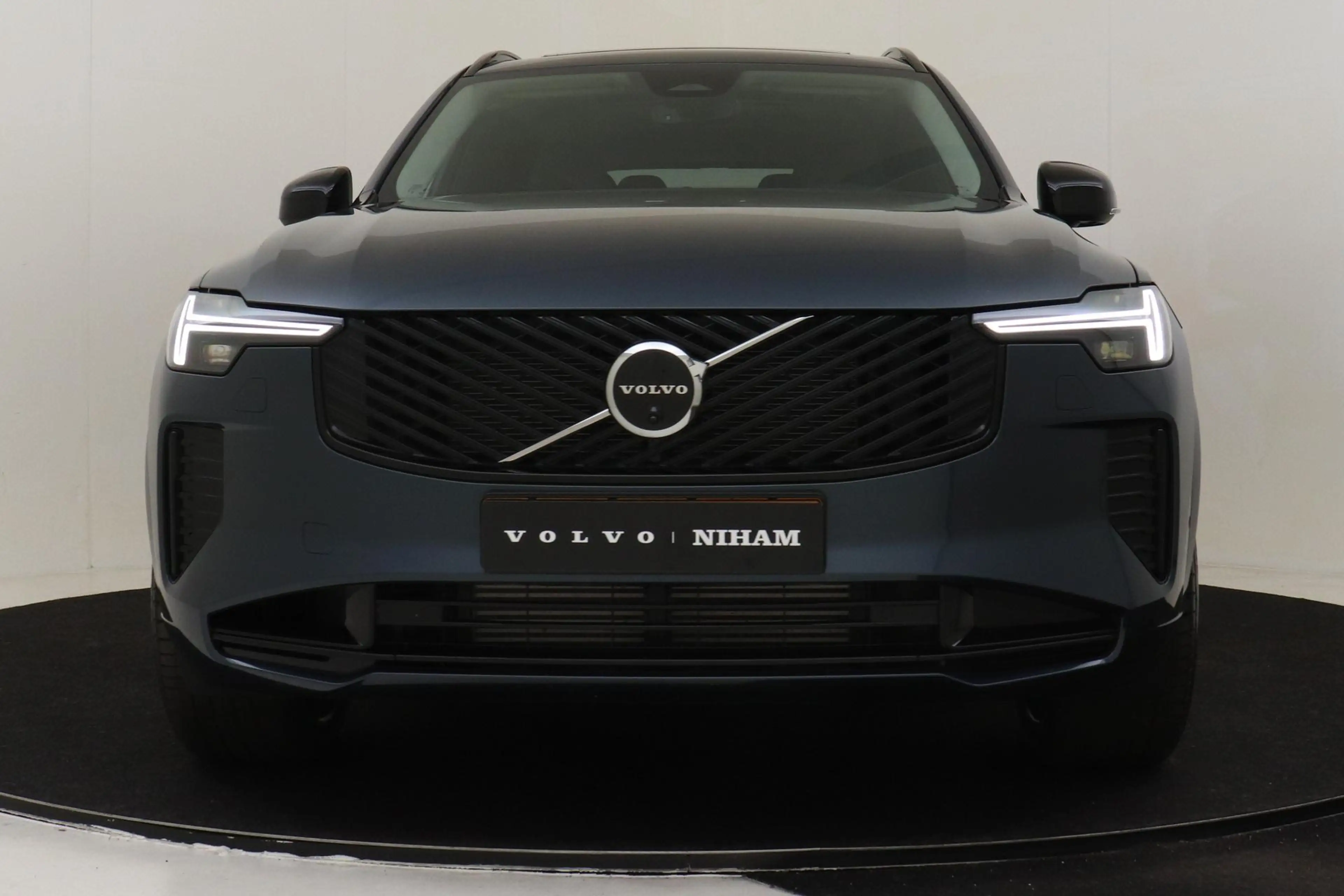 Volvo XC90 II T8 PLUG-IN HYBRID AWD ULTRA DARK *FULL OPTIONS! — photo 9
