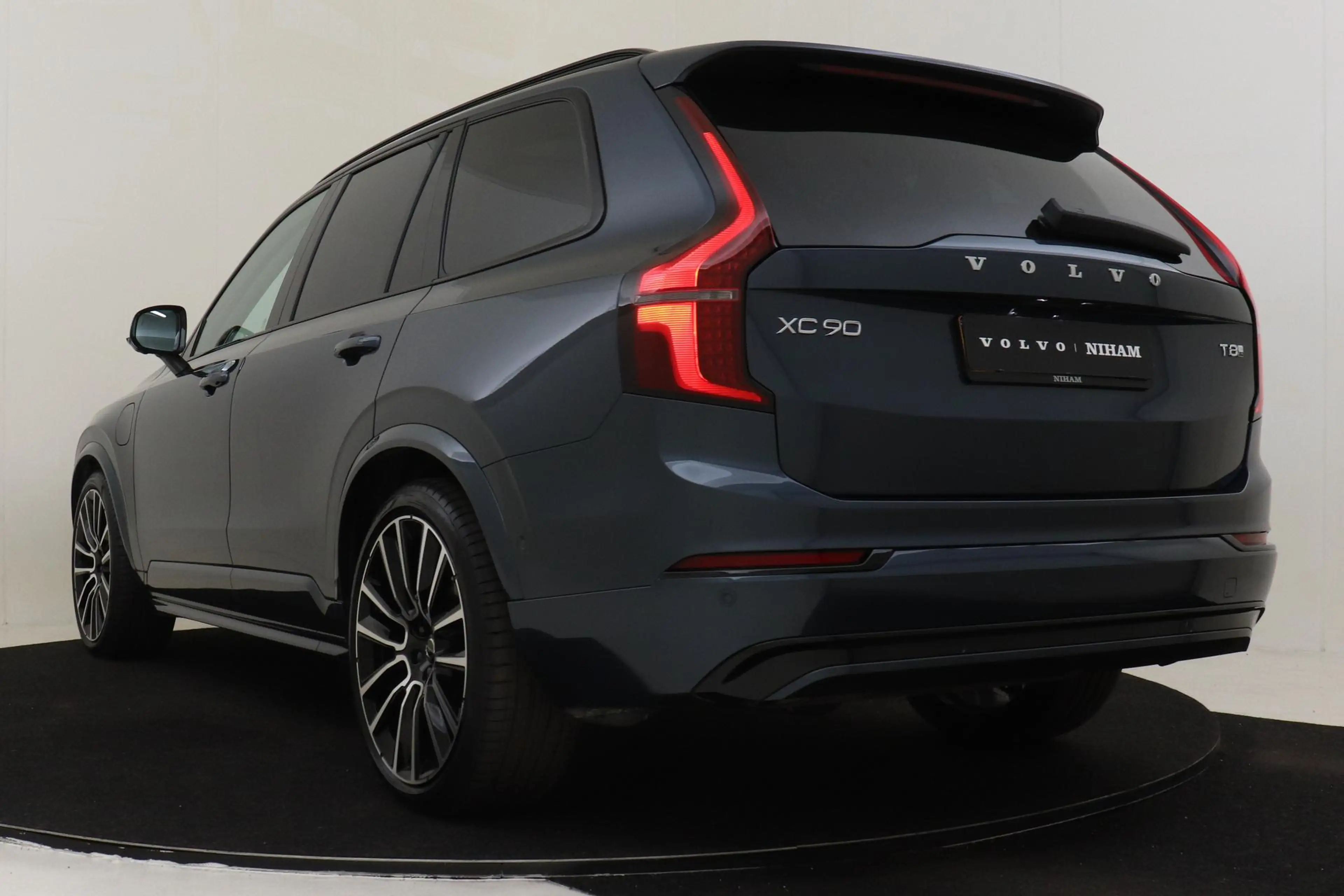 Volvo XC90 II T8 PLUG-IN HYBRID AWD ULTRA DARK *FULL OPTIONS! — photo 5