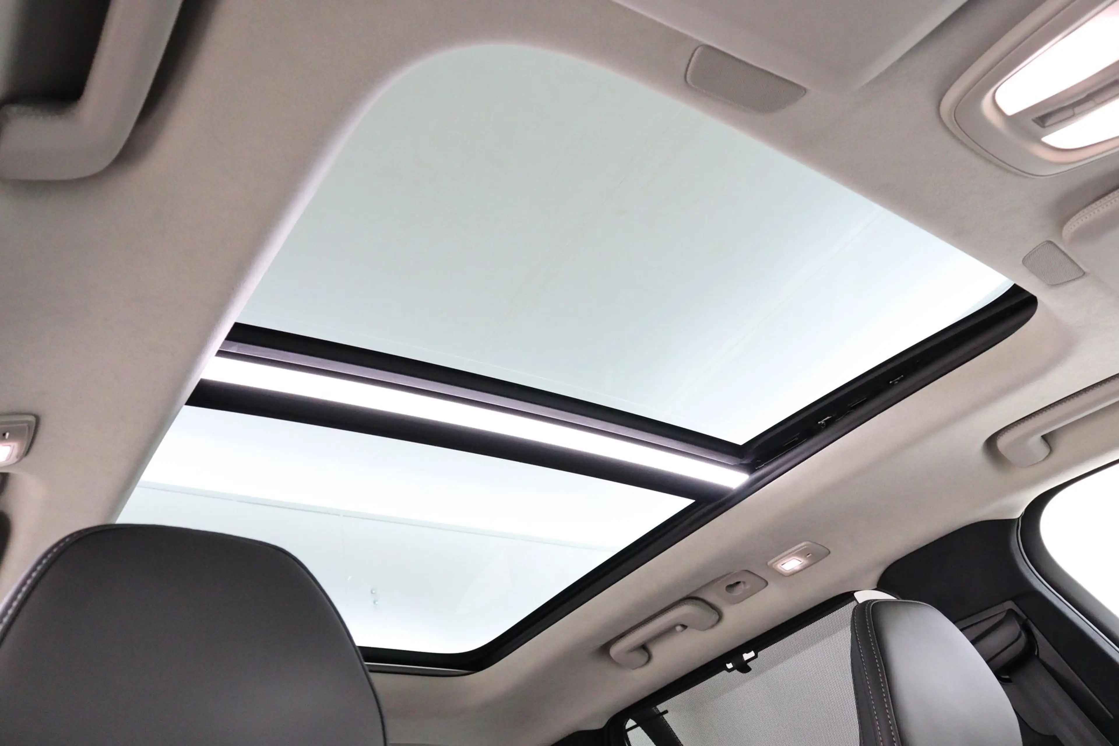 Volvo XC90 II T8 PLUG-IN HYBRID AWD ULTRA DARK *FULL OPTIONS! — photo 12