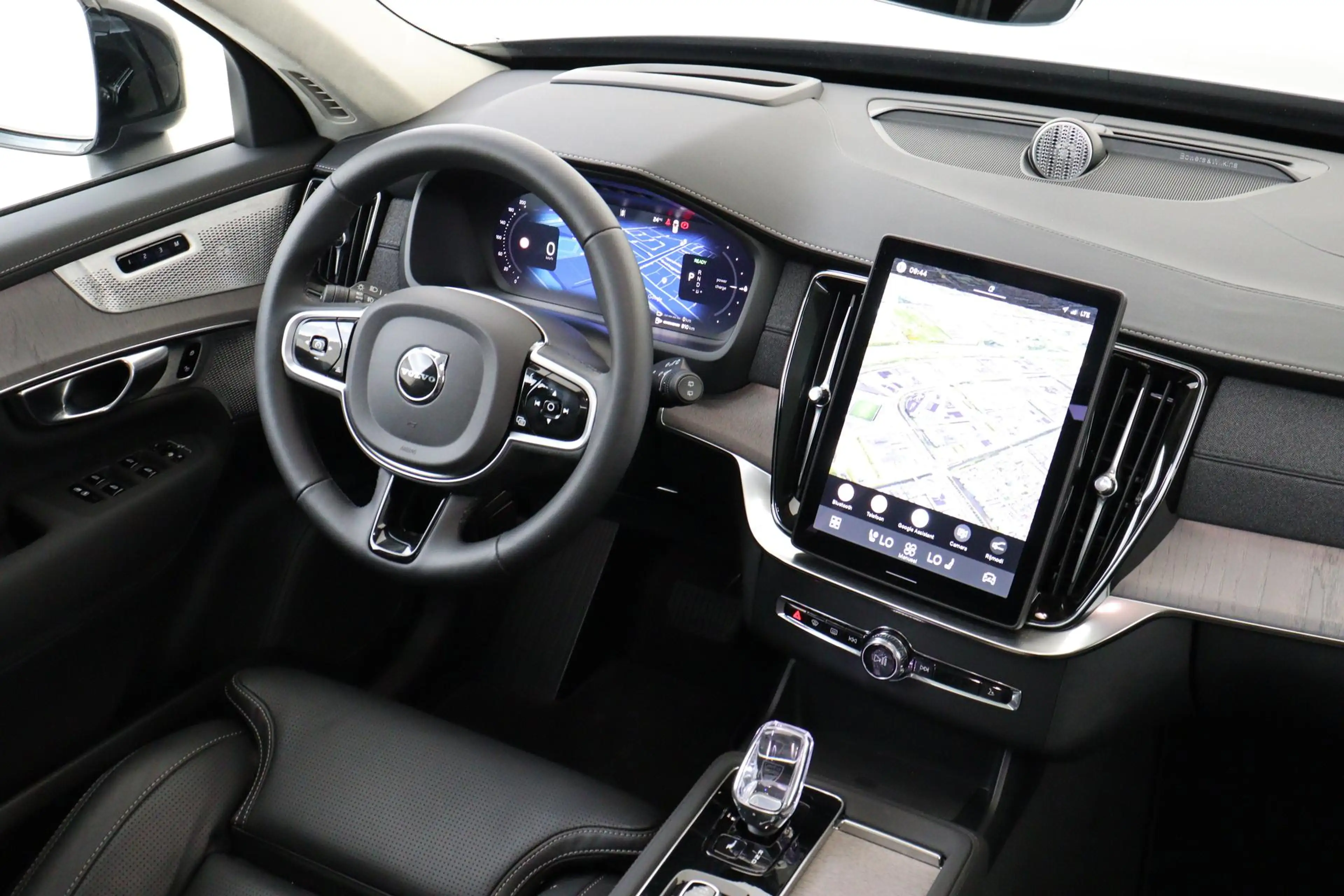 Volvo XC90 II T8 PLUG-IN HYBRID AWD ULTRA DARK *FULL OPTIONS! — photo 6