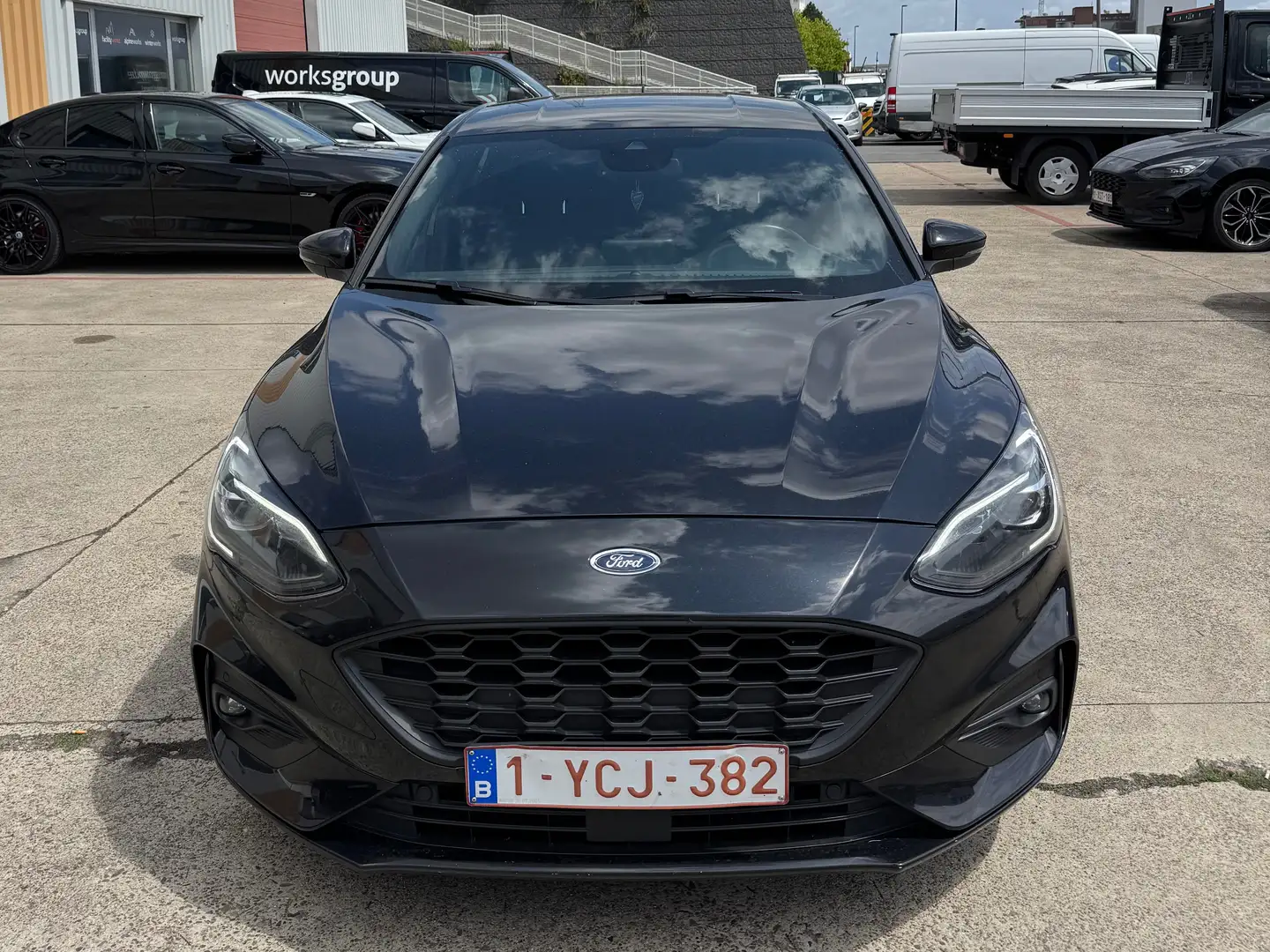 Ford Focus Focus 2.0 TDCi Aut. ST Zwart - 2