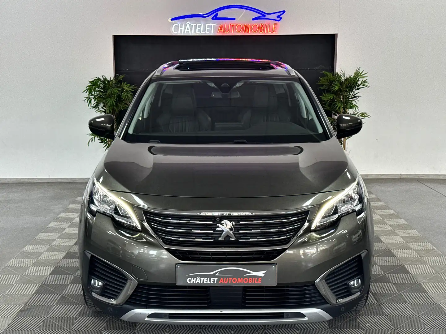Peugeot 5008 GT-LINE 7PLACES// TVA DÉDUCTIBLE// Grün - 2