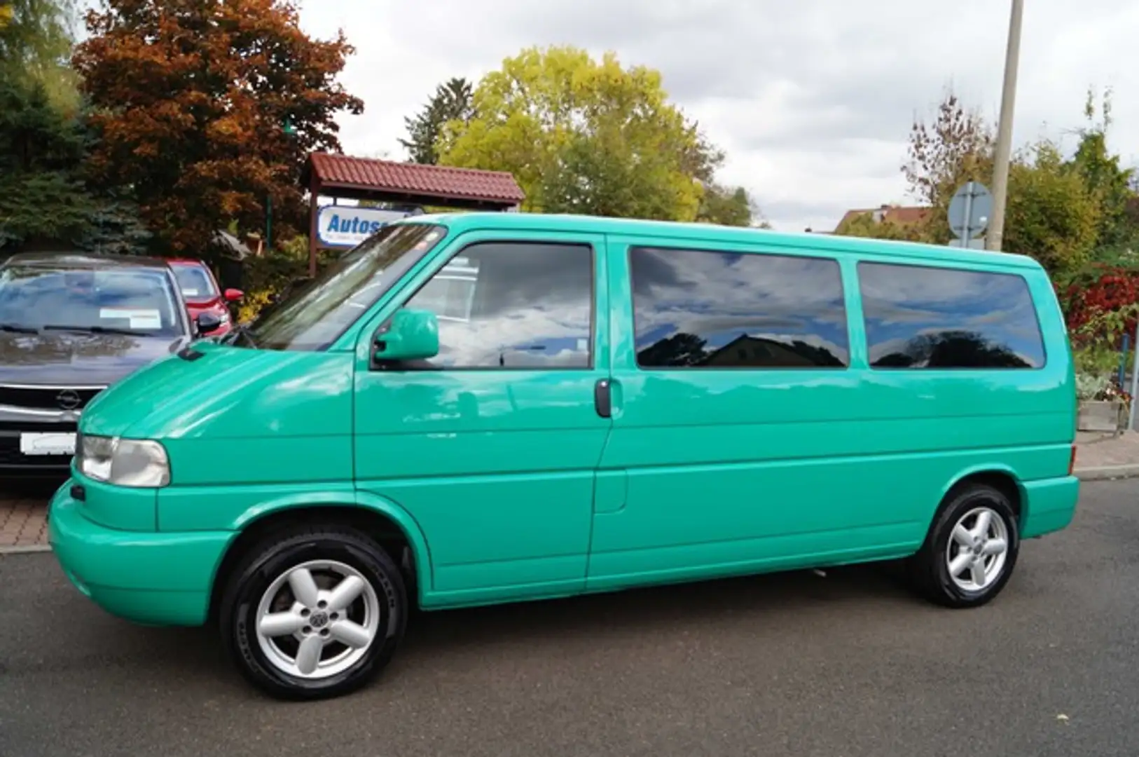 Volkswagen T4 Caravelle Lang 6 Sitzer-CampingZul.-Liebhaber Vert - 2