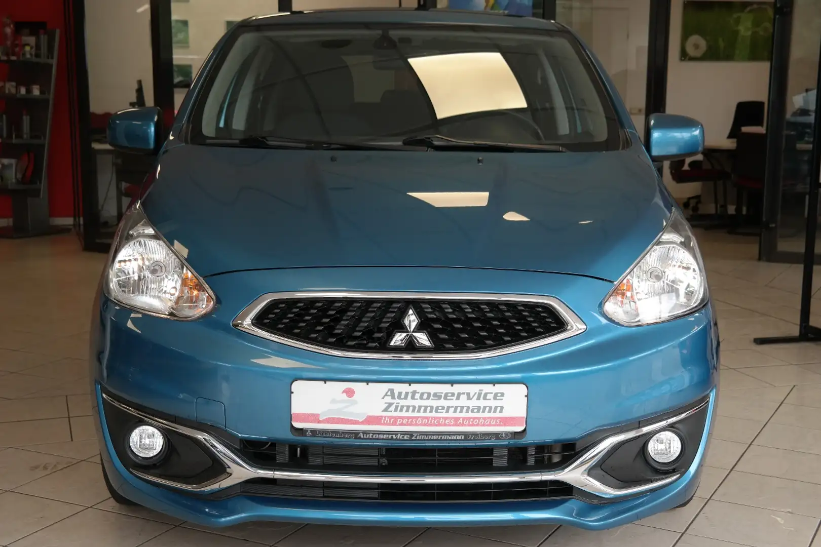 Mitsubishi Space Star Edition 100+ 1.2 ClearTec 5-Gang Blau - 2