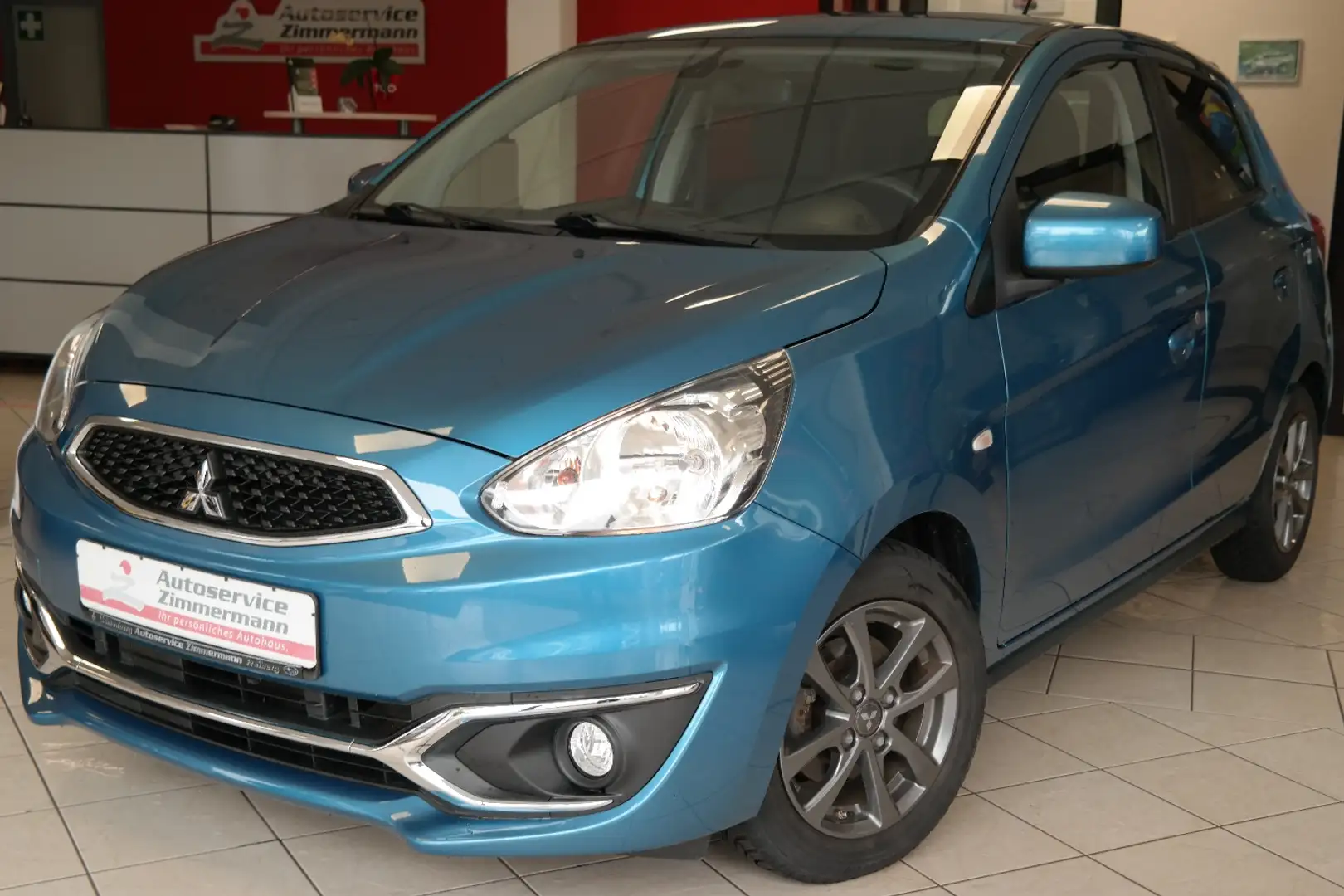 Mitsubishi Space Star Edition 100+ 1.2 ClearTec 5-Gang Blau - 1