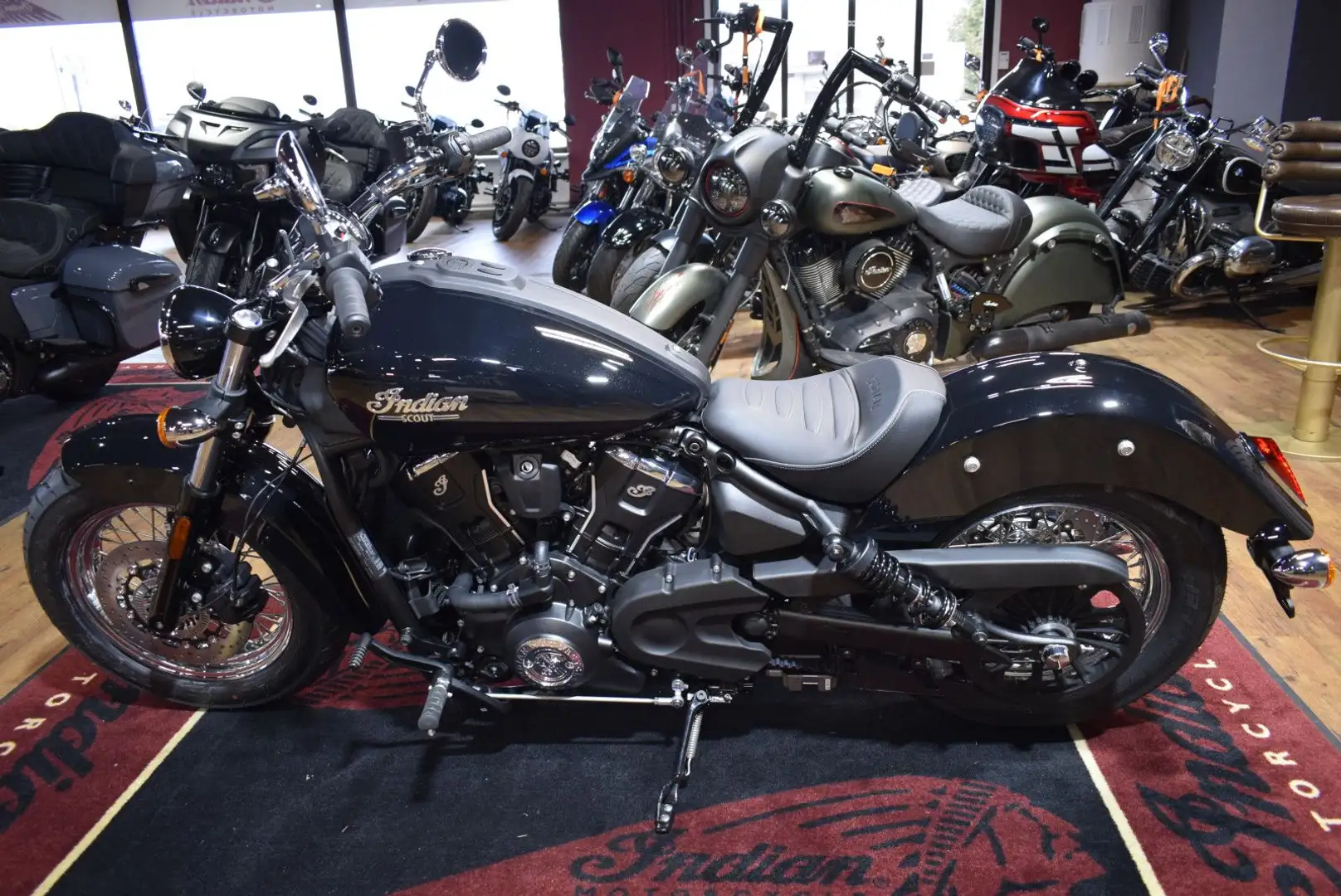 Indian Scout Classic Black metallic Black - 2