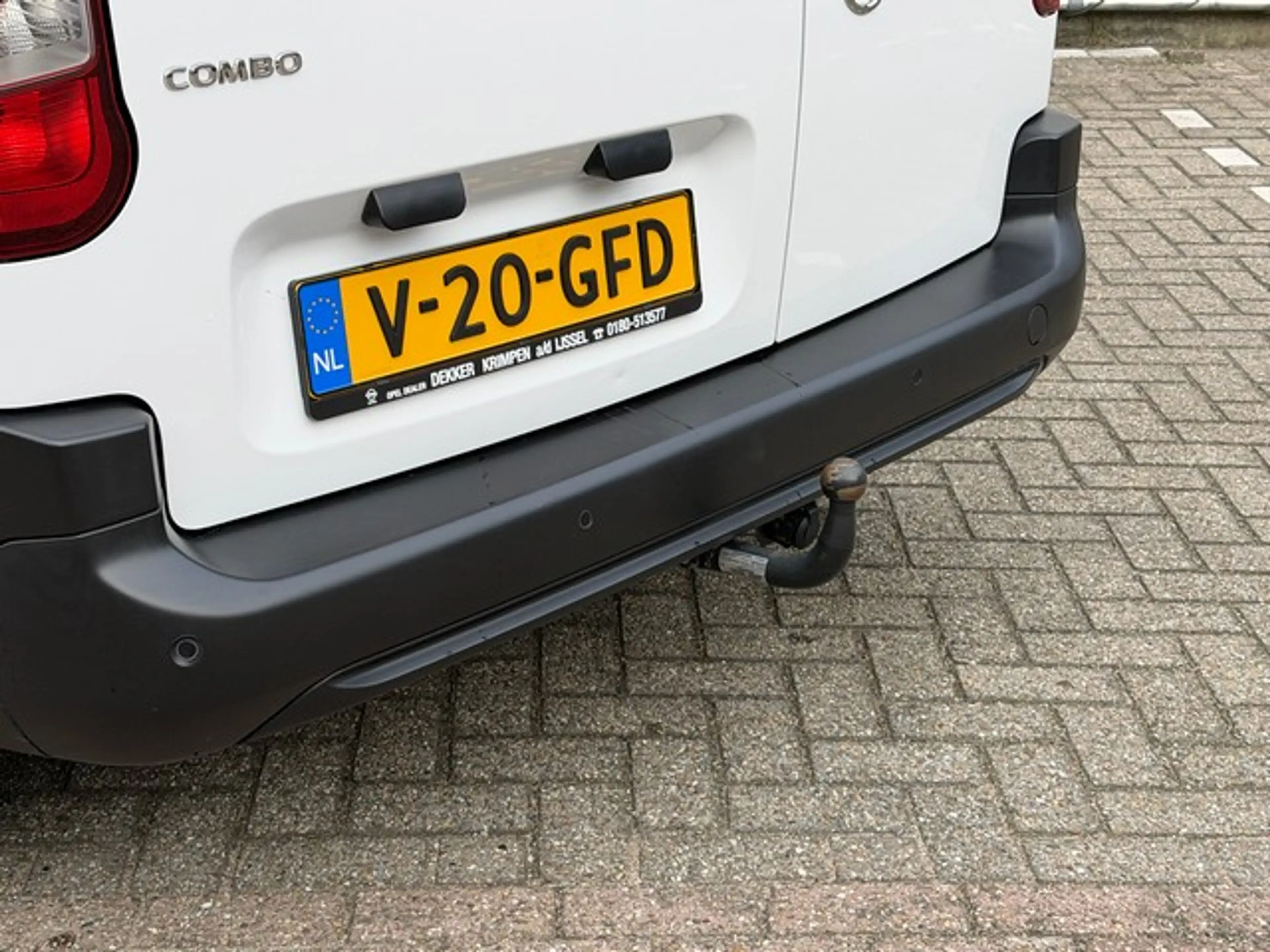 Opel Combo 1.5 BlueHDi met Leer, 2 Voorstoelen, PDC, Trekhaak — photo 6