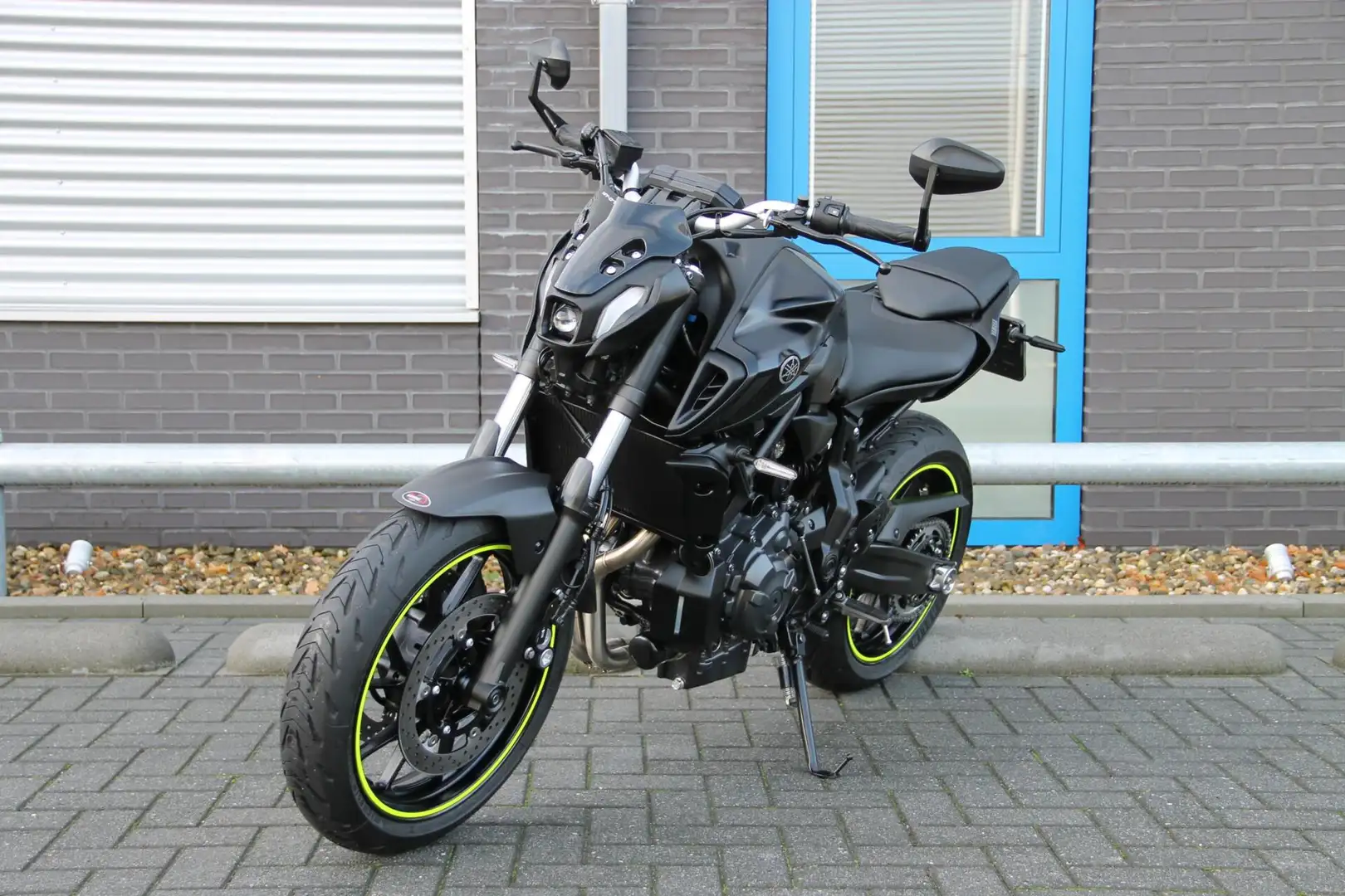 Yamaha MT-07 Zwart - 2