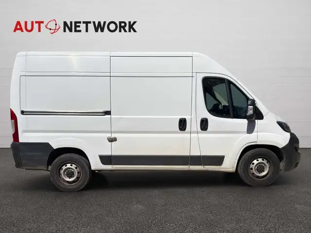 Fiat Ducato view 8