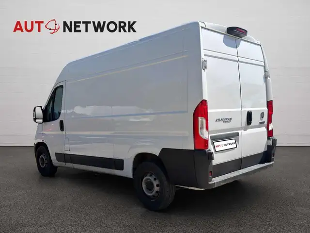 Fiat Ducato view 4