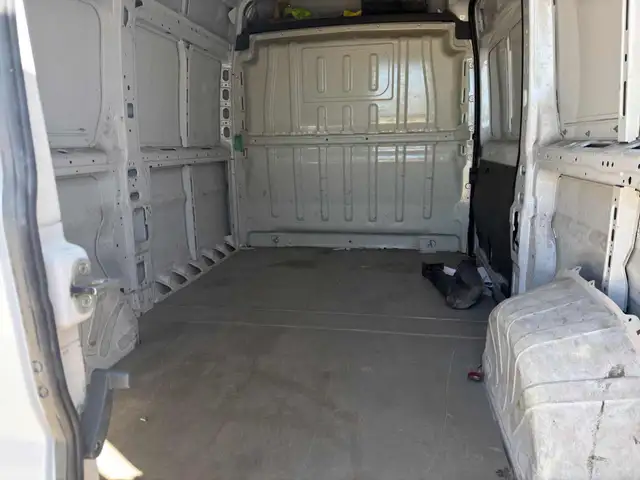 Fiat Ducato view 11