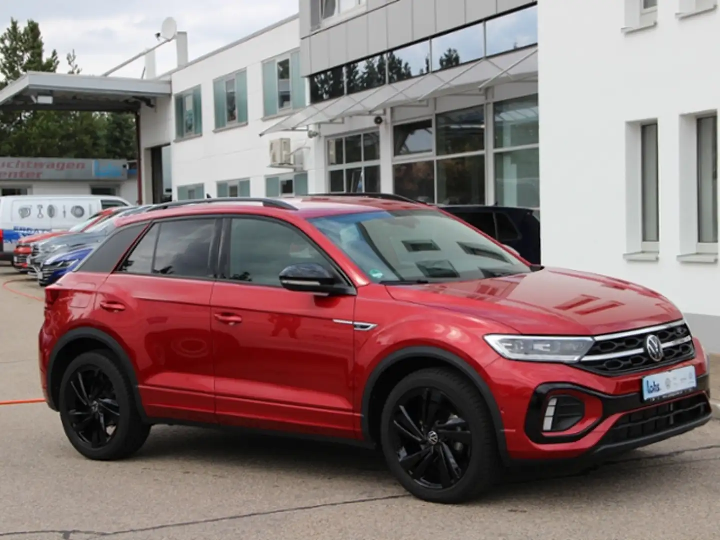 Volkswagen T-Roc 1.5 TSI Black Style R line Tiptronic Rot - 2