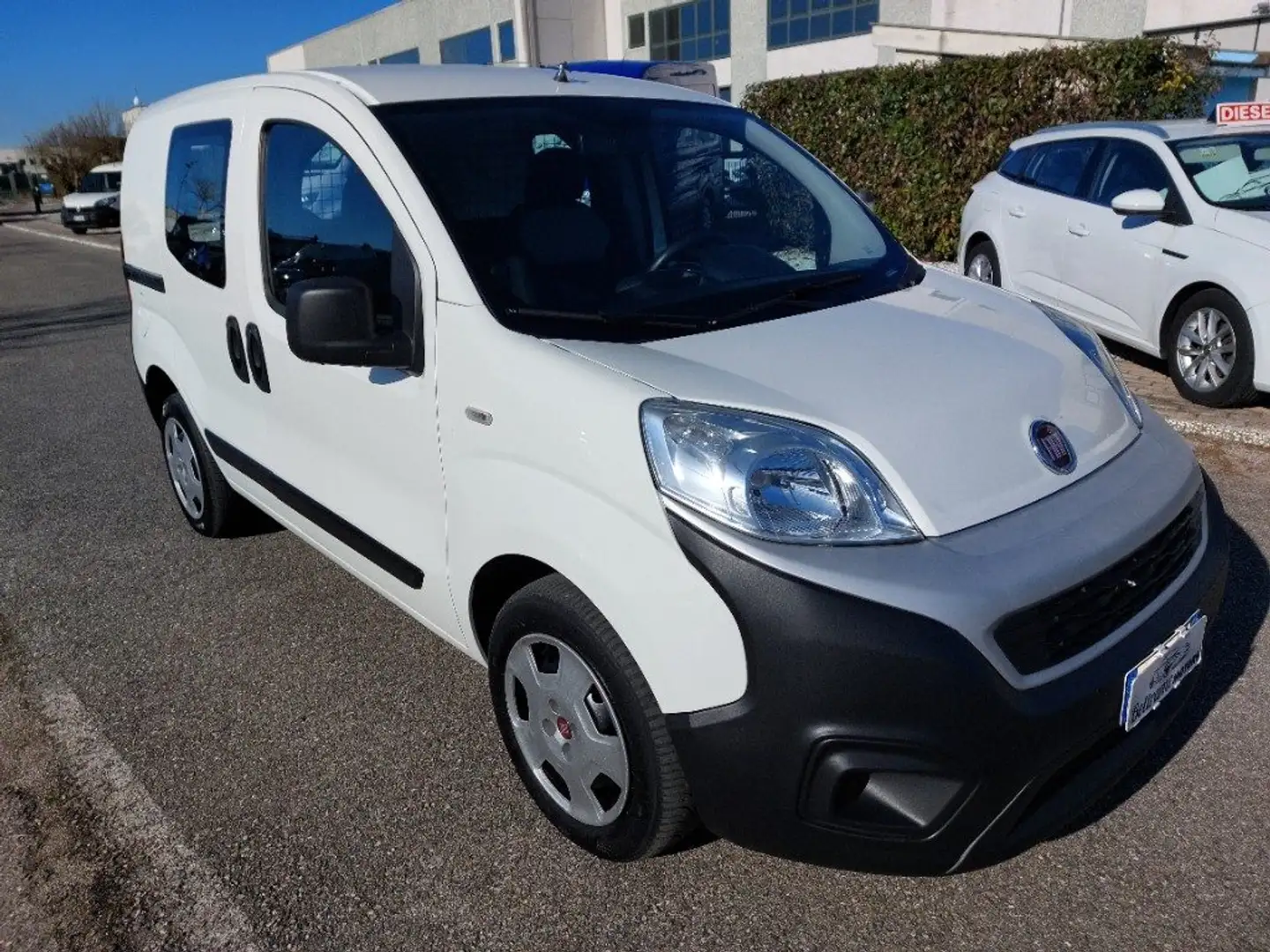 Fiat Fiorino 1.3 MJT 95CV Cargo SX Bianco - 2