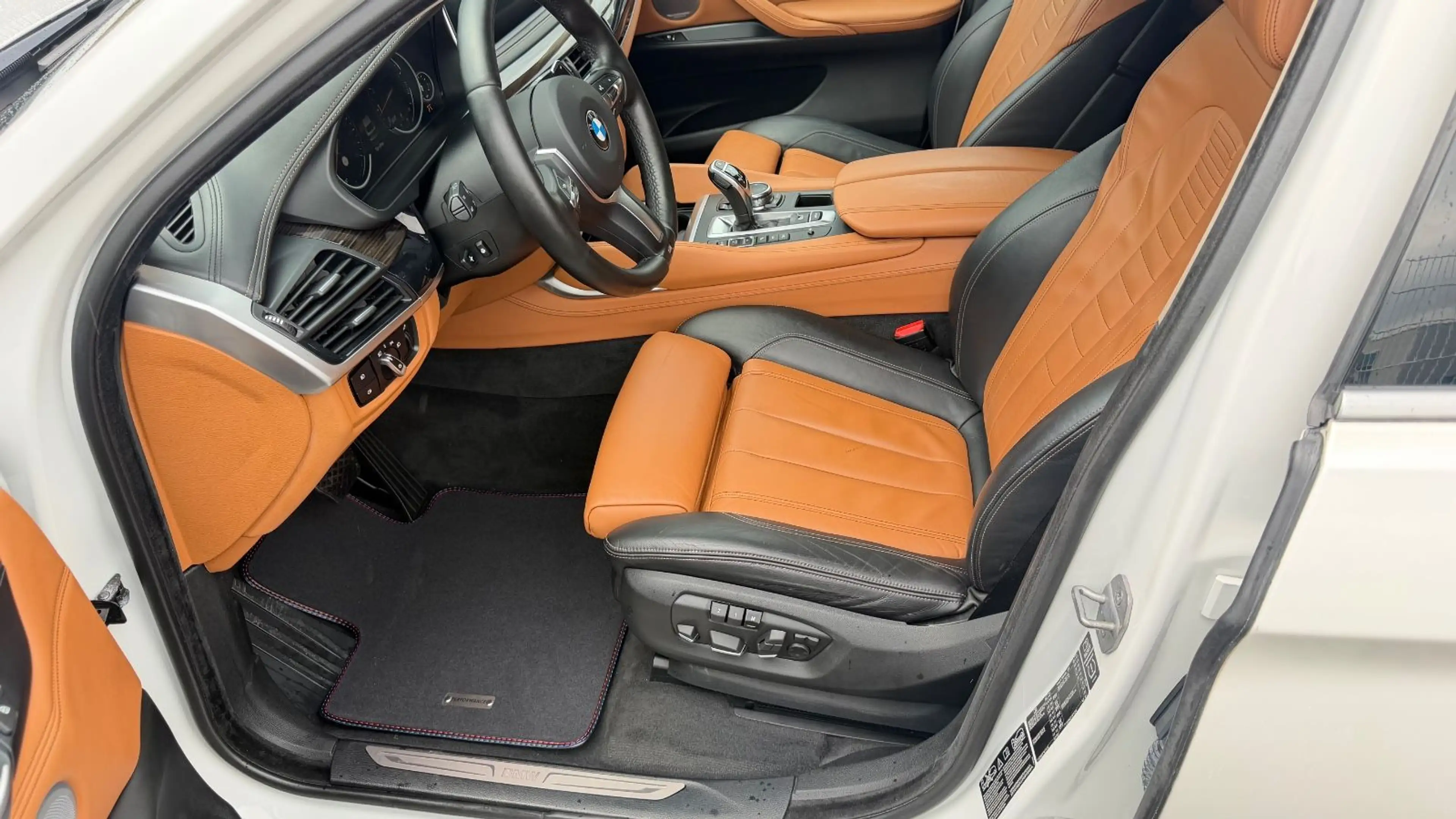 BMW X6 xDrive 50i Sportpaket Navi+Camera/B&O Sound — photo 5
